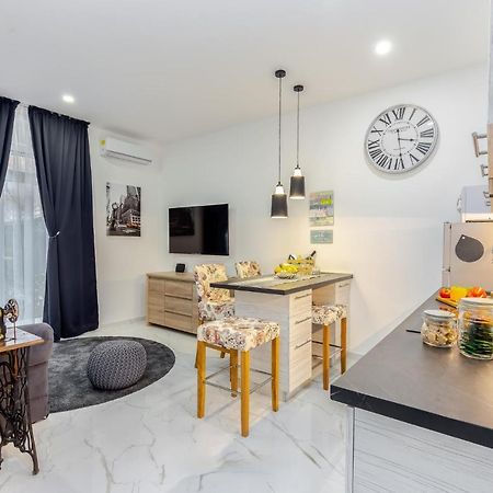Lidija Apartment With Sauna 里耶卡 外观 照片