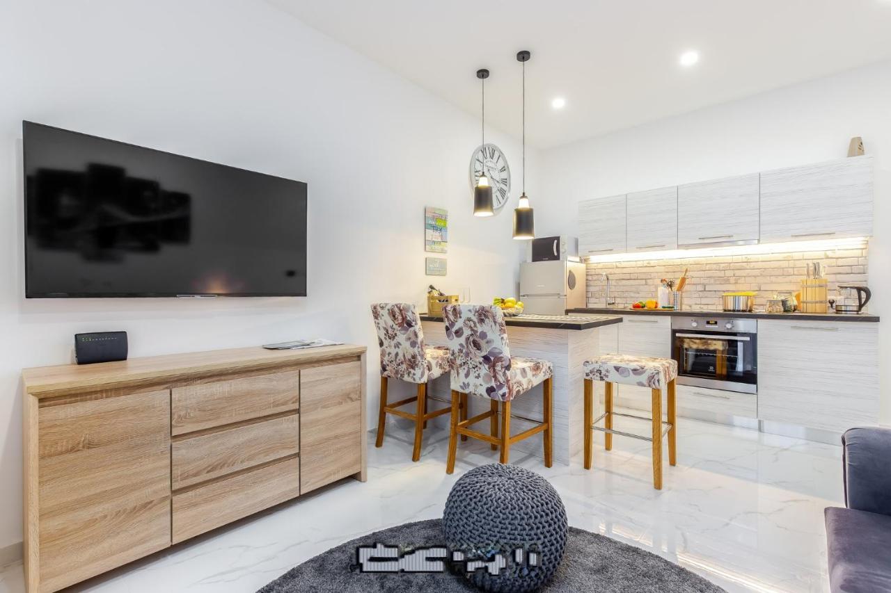 Lidija Apartment With Sauna 里耶卡 外观 照片